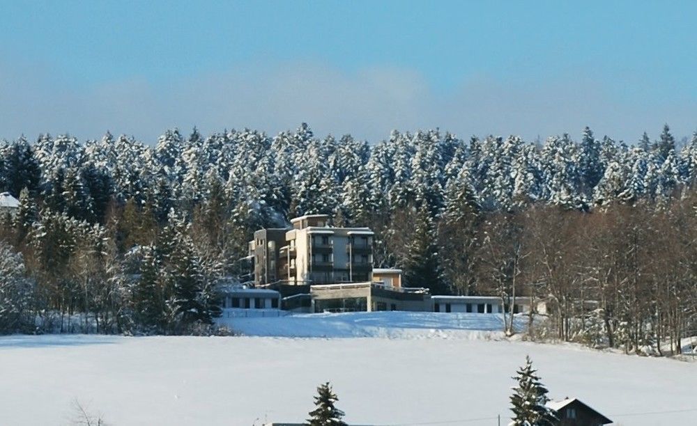 Evasion Tonique Hotel วีลเลส์-เลอ-ลาค ภายนอก รูปภาพ
